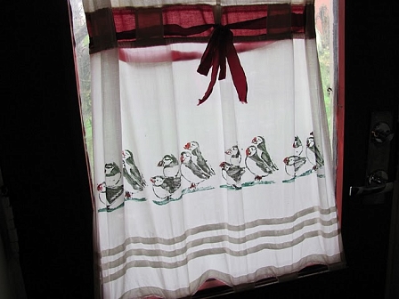 Puffin Curtains, Westmann Islands